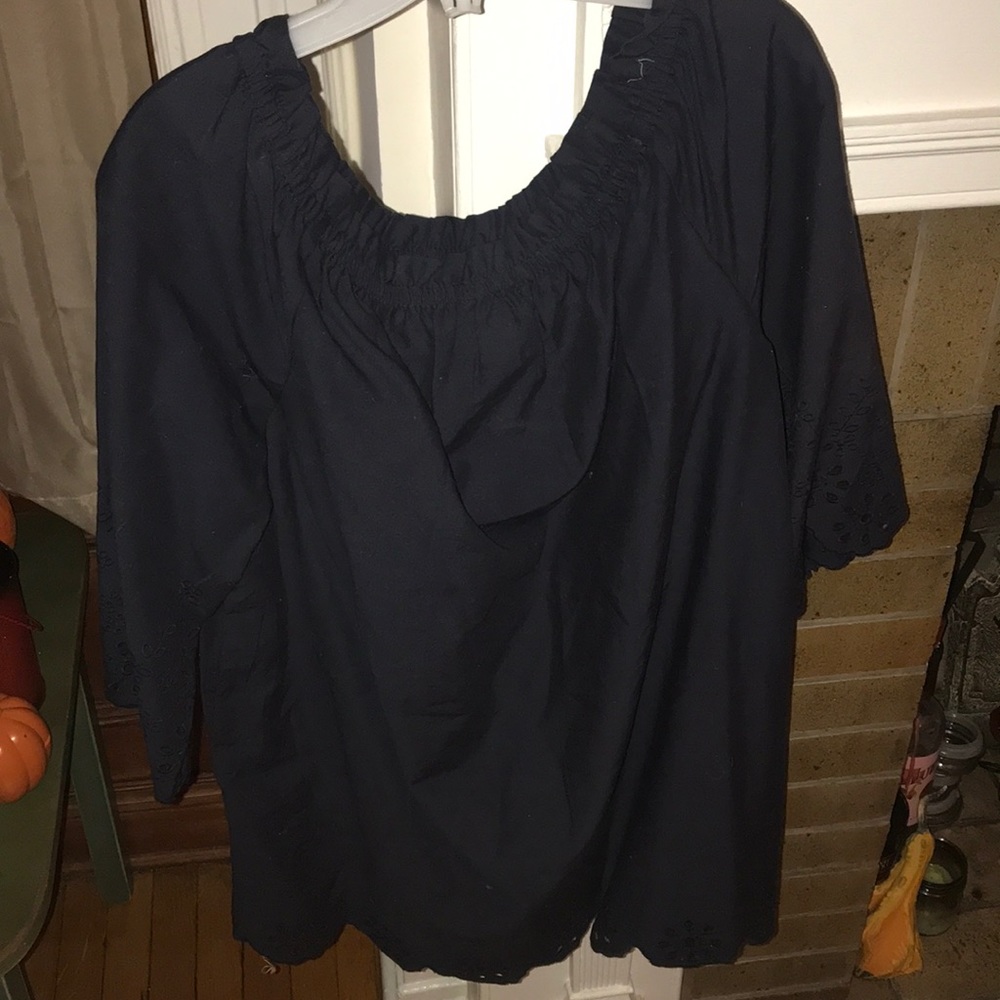 navy blue shirt